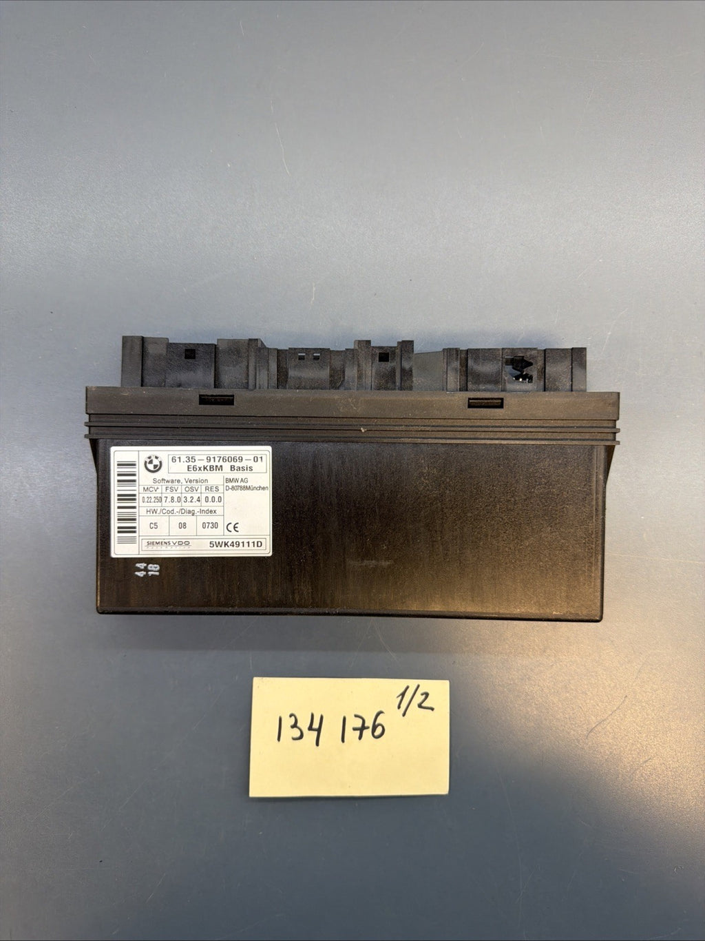 2008-2010 BMW 528i 535i General Body Control Module 61.35 9176069-01 OEM