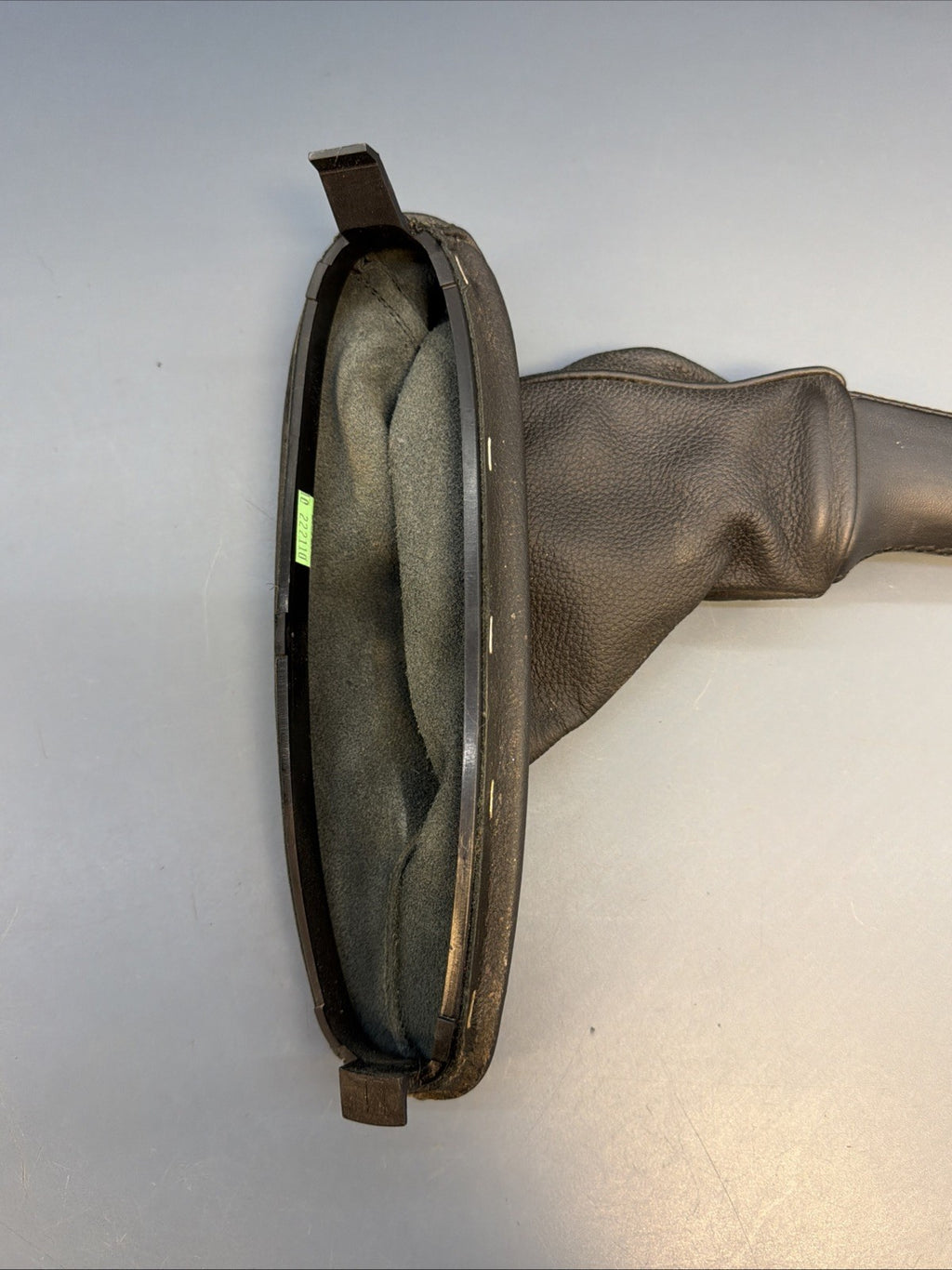 06-10 OEM BMW E63 E64 650i Emergency Handbrake Boot Hand Brake Black 6972485