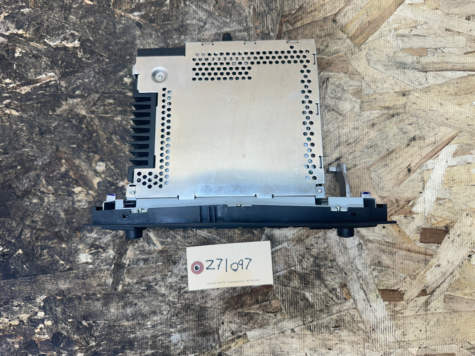 BMW 04-13 E90 3 SERIES PROFESSIONAL RADIO CD PLAYER SAT RECIEVER OEM 9144776
