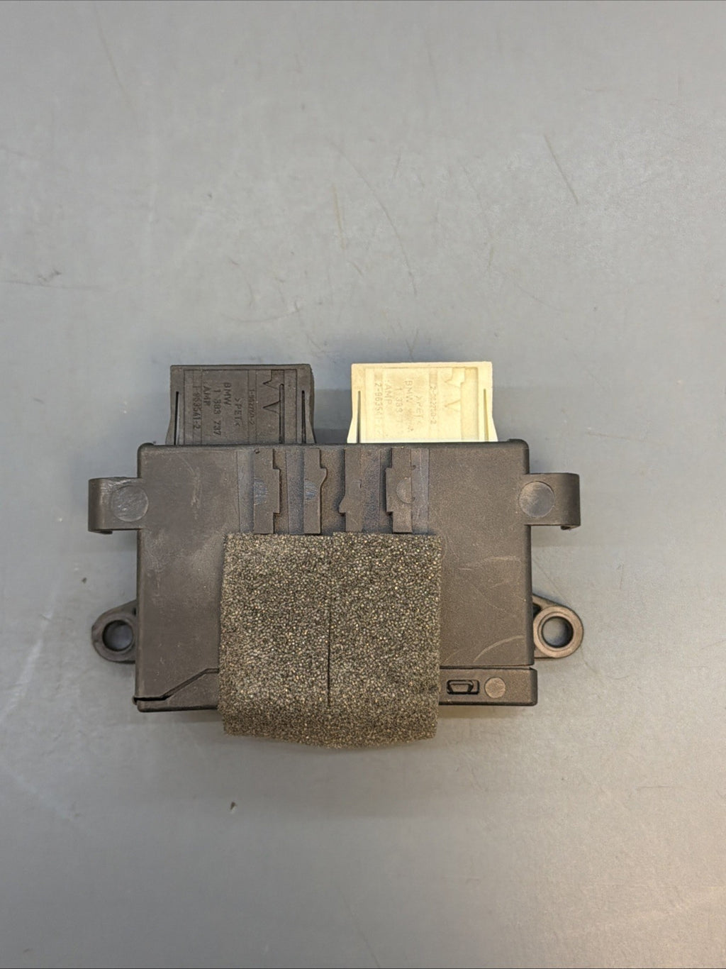 2000-2005 BMW E46 330i Mirror Memory Control Module 61.31-8386427 OEM