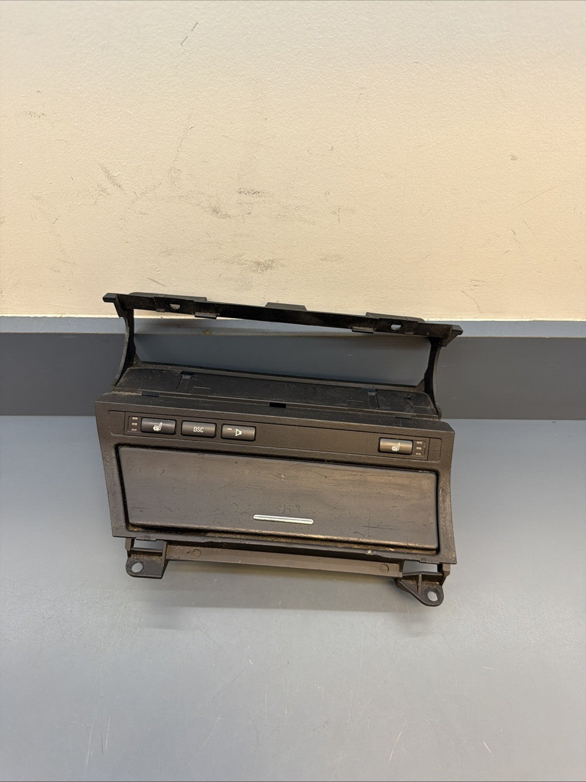 01-06 BMW E46 3-SERIES DASH CENTER CONSOLE ASH TRAY 8268887 OEM