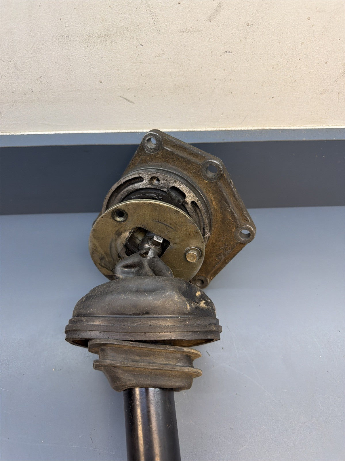 Nissan Pathfinder XTERRA  Gear Level Selector Manual 32515Cd110 Genuine