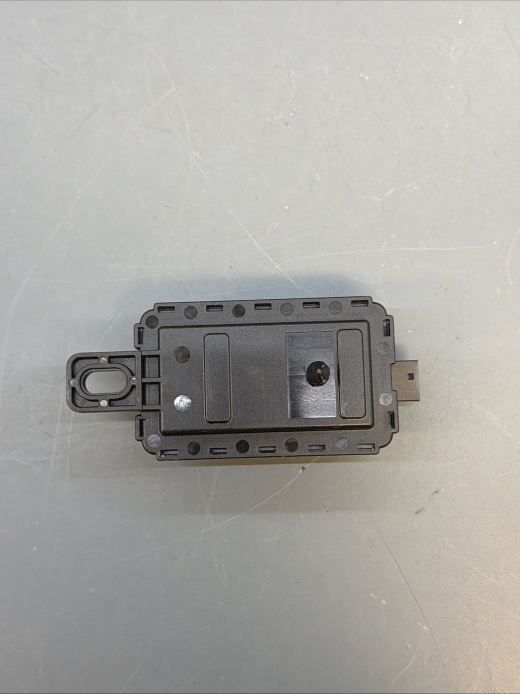 14-17 BMW F22 F30 F32 F34 320i 328i REMOTE CONTROL MODULE  9319081
