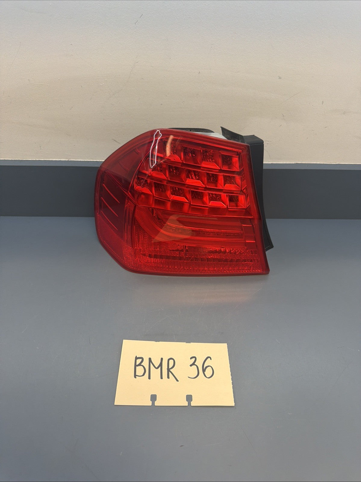2009-2011 BMW 328i Xdrive 335i Rear Left Driver Side Tail Light 7289429 OEM