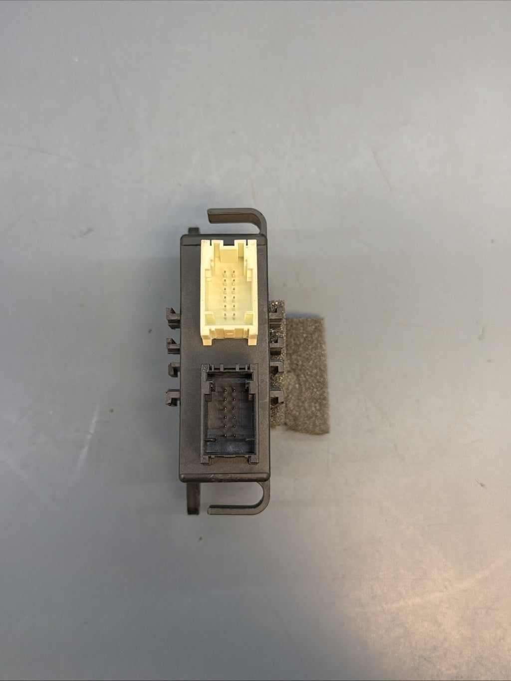 2000-2005 BMW E46 330i Mirror Memory Control Module 61.31-8386427 OEM