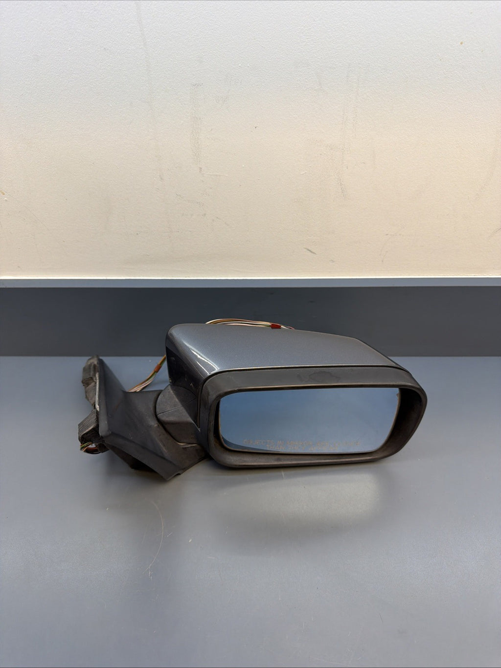 BMW E46 RIGHT PASSANGER SIDE MIRROR BLUE COMPLETE OEM BMW 0117351