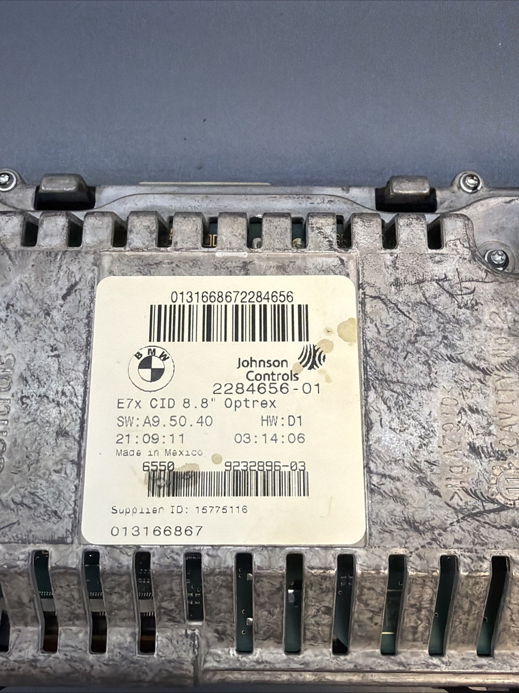 BMW 2010-2014 E70 X5 CENTRAL INFORMATION NAVIGATION DISPLAY SCREEN OEM 9232896