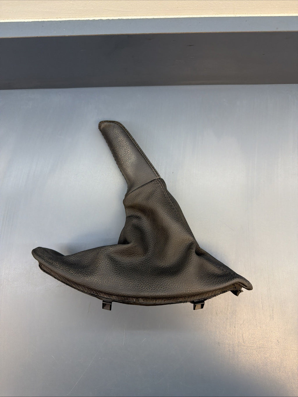 06-13 BMW E90 328i EMERGENCY BRAKE HANDLE BOOT COVER BLACK LEATHER OEM 7137535