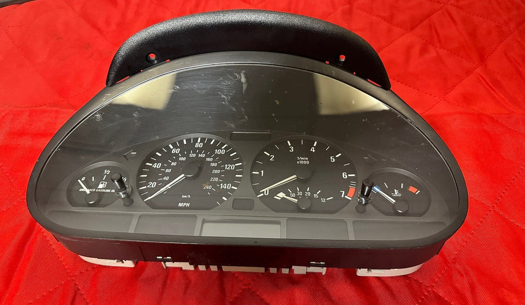 02-06 BMW 325i E46 SPEEDOMETER INSTRUMENT CLUSTER UNIT 111K MILES 6932902