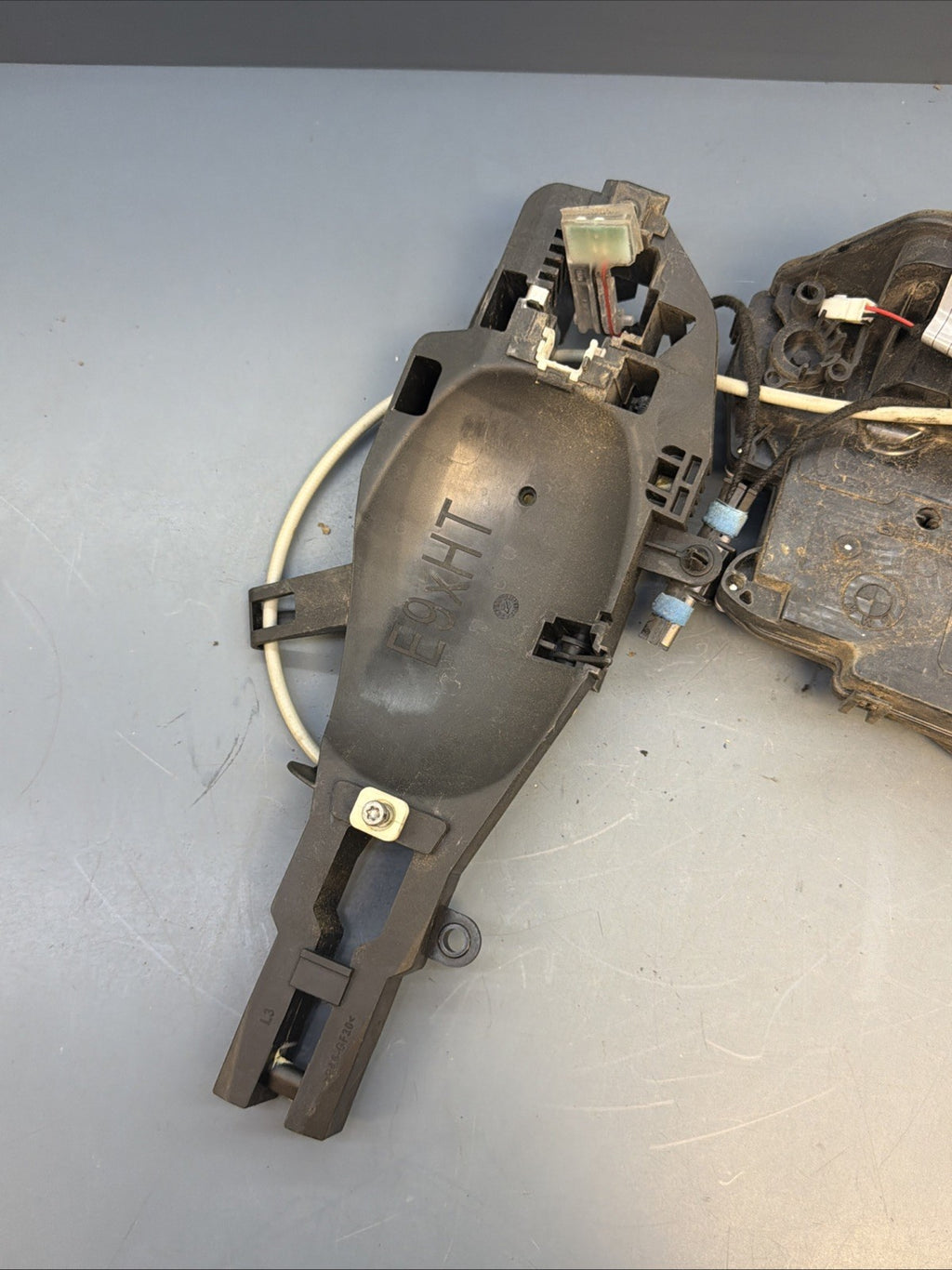 BMW E90 335i Rear Left Driver Door Lock Latch w/ Bracket 7229467 OEM