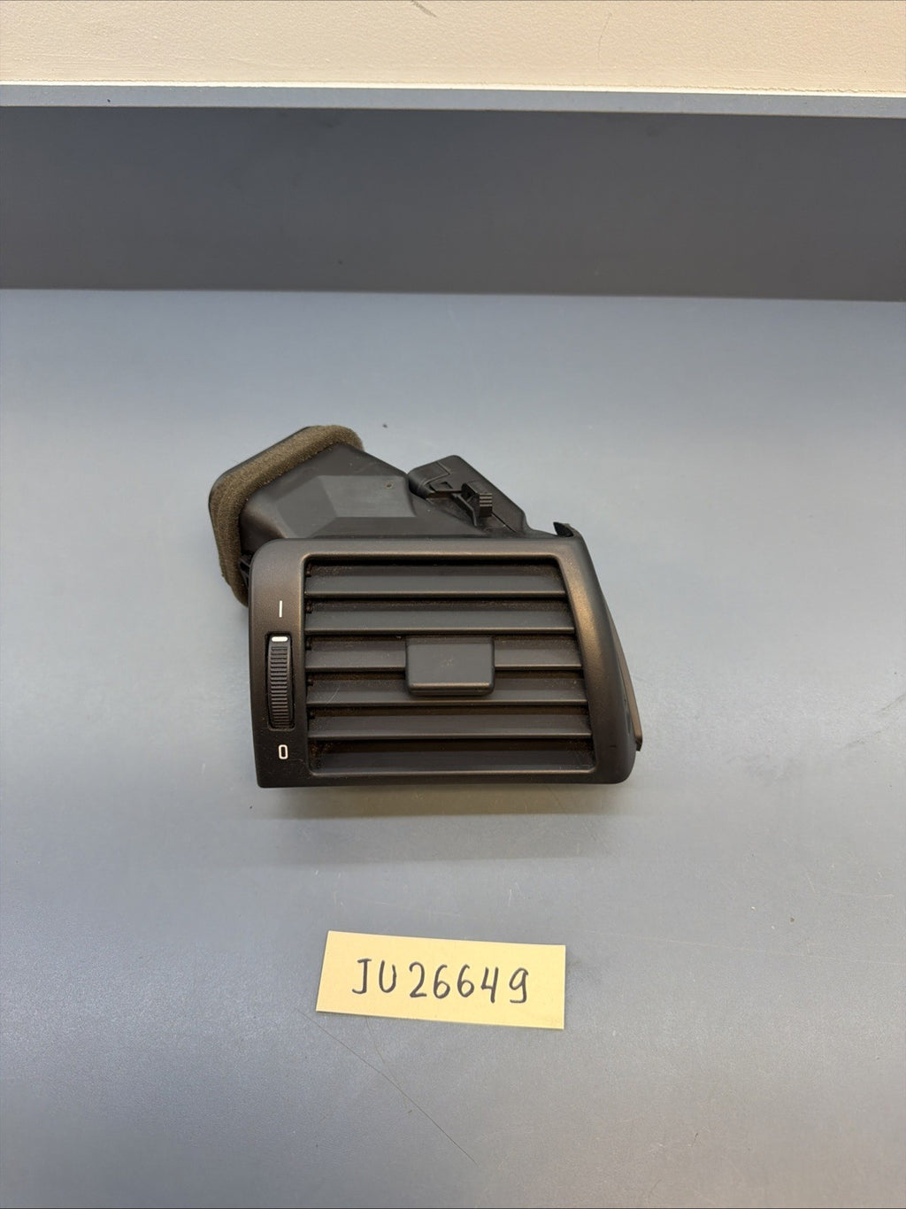 01-06 BMW E46 325 328 330 M3 RIGHT PASSENGER DASH AC AIR VENT GRILL OEM 8361898