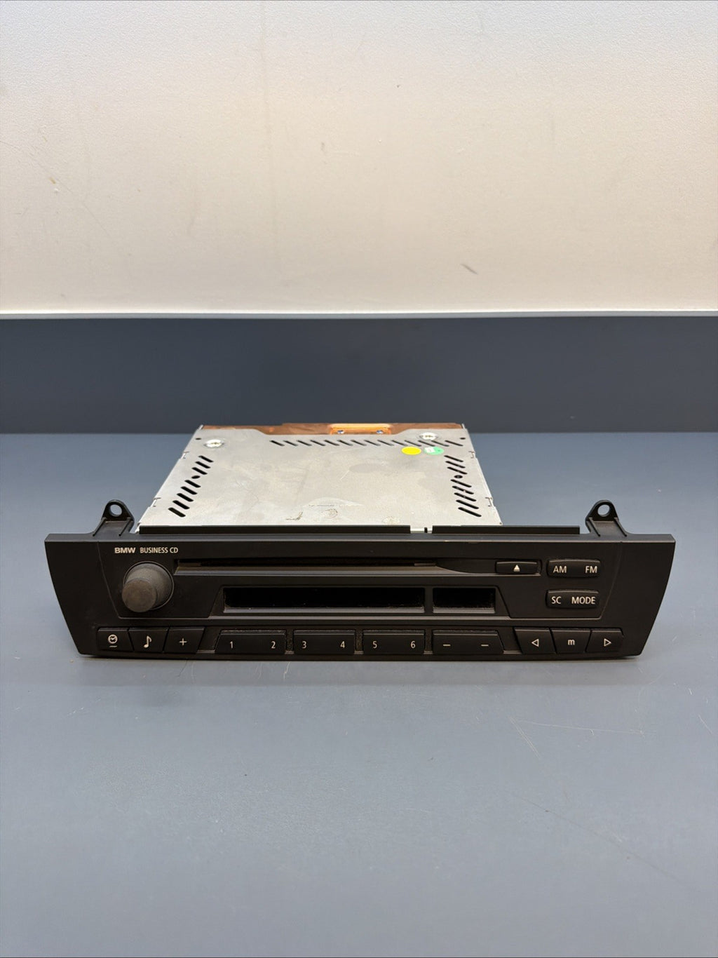 2006 - 2007 BMW X3 E83 RADIO CD PLAYER HEAD DASH AM FM UNIT 6512 9173686-02 OEM