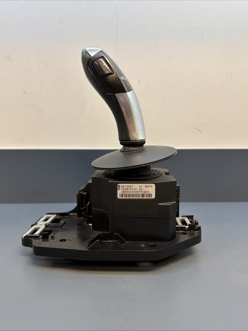 2008-2010 BMW 5-series E60 E63 E64 AT Floor Gear Shift Shifter 9213651 7589209