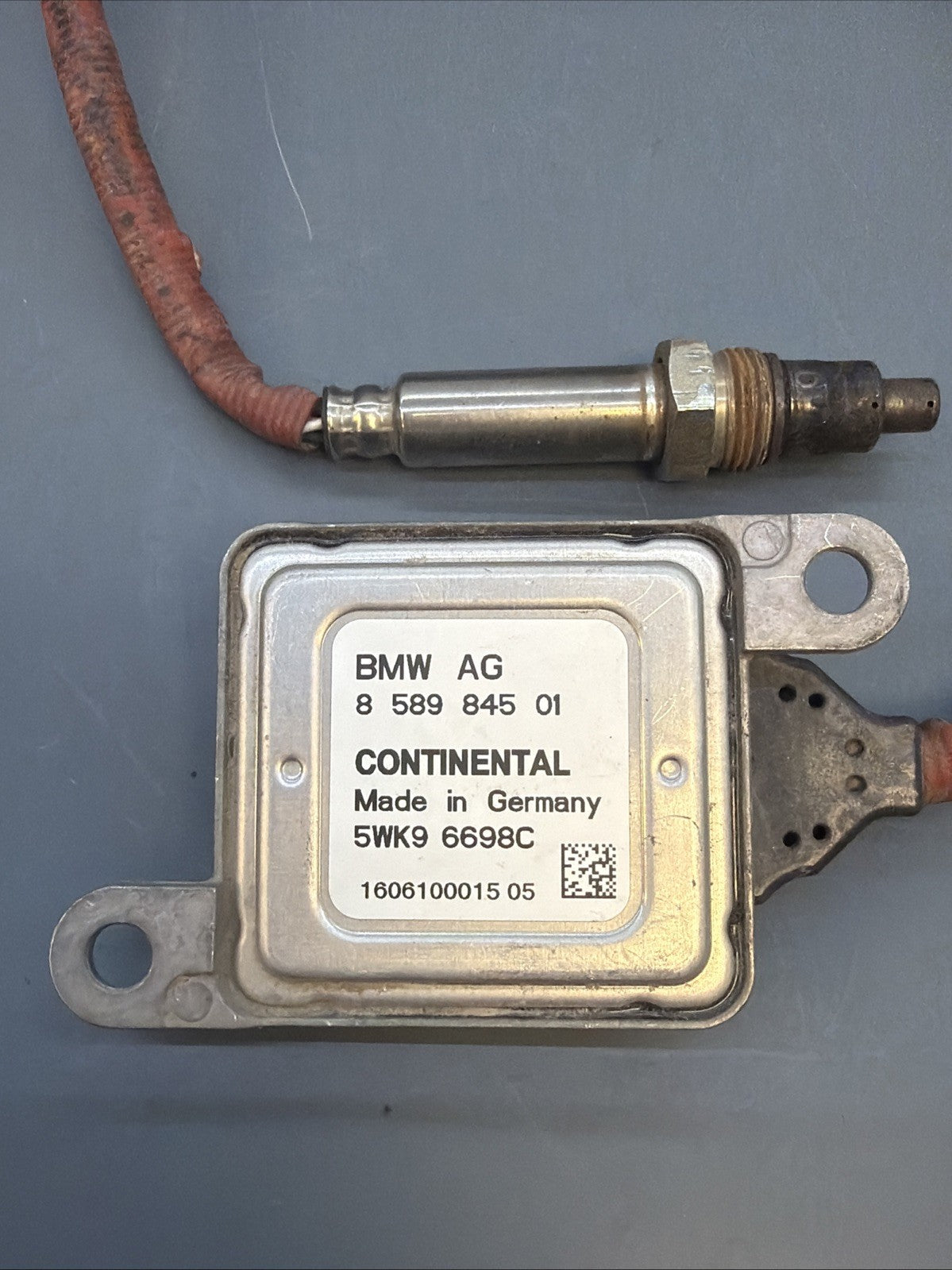 09-11 BMW E90 335d Exhaust Gas Temperature NOX Sensor Unit 8589845 OEM