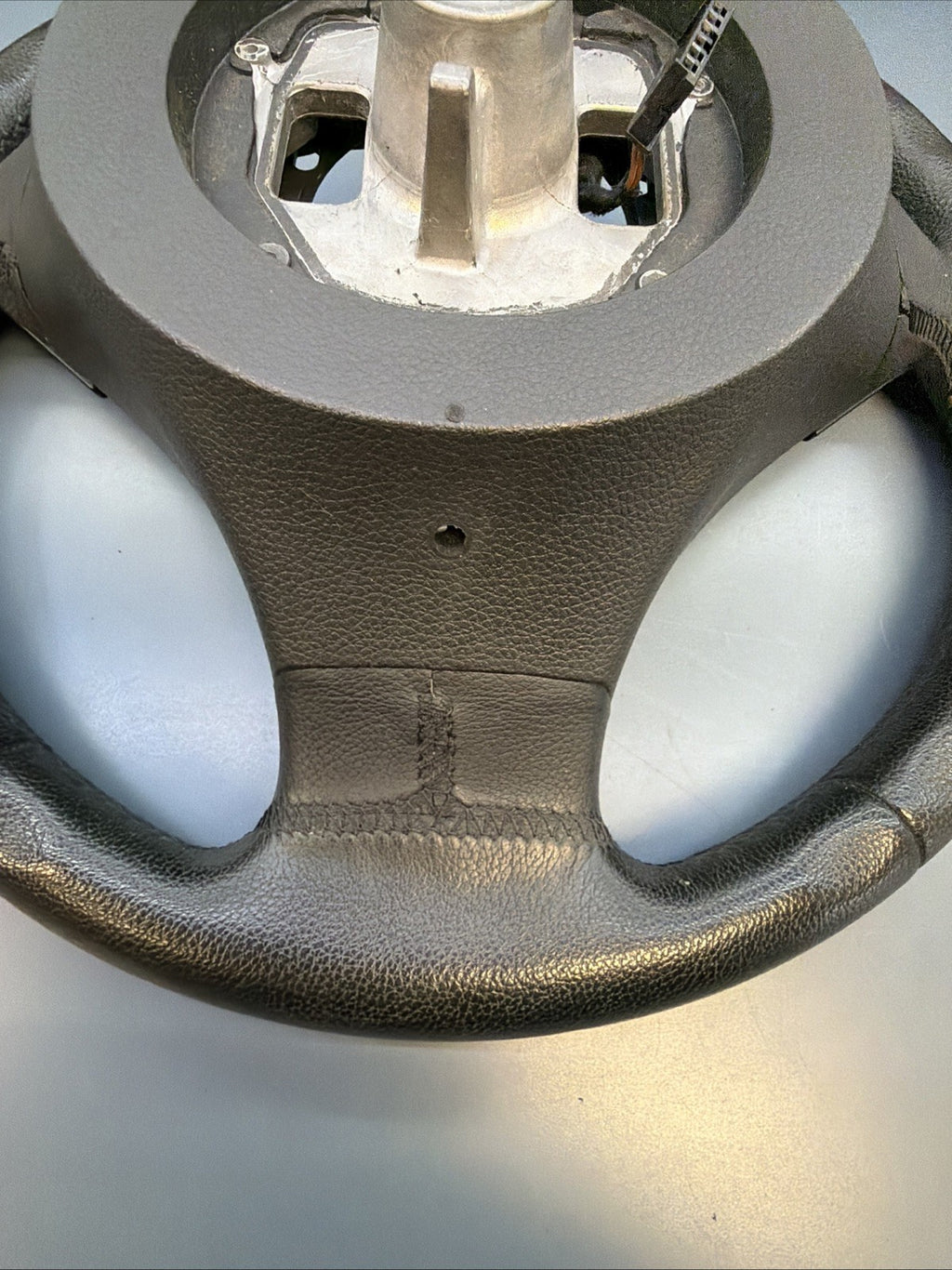 BMW E60/E61 5 SERIES BLACK LEATHER STEERING WHEEL OEM BMW 6078894