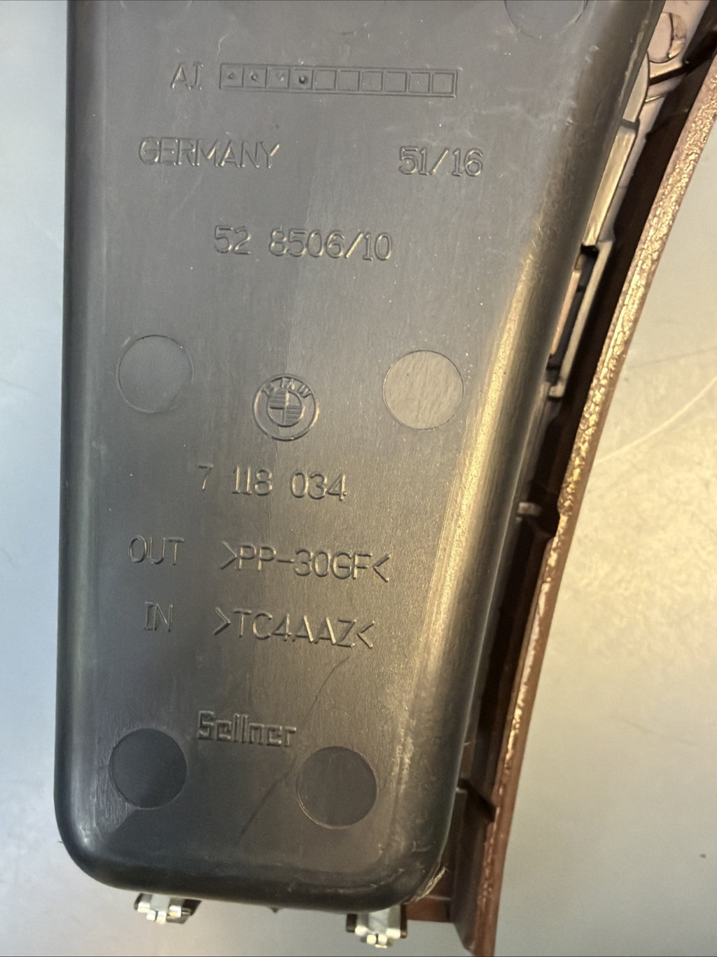 06-13 BMW E90 E92 330d 335i Centre Console Trim Ashtray 7078571 OEM IDRIVE