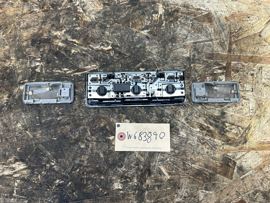 BMW 97-10 E64 E63 E83 E53 E85 3 6 SERIES X3 X5 Z4 INTERIOR READING LIGHT SET