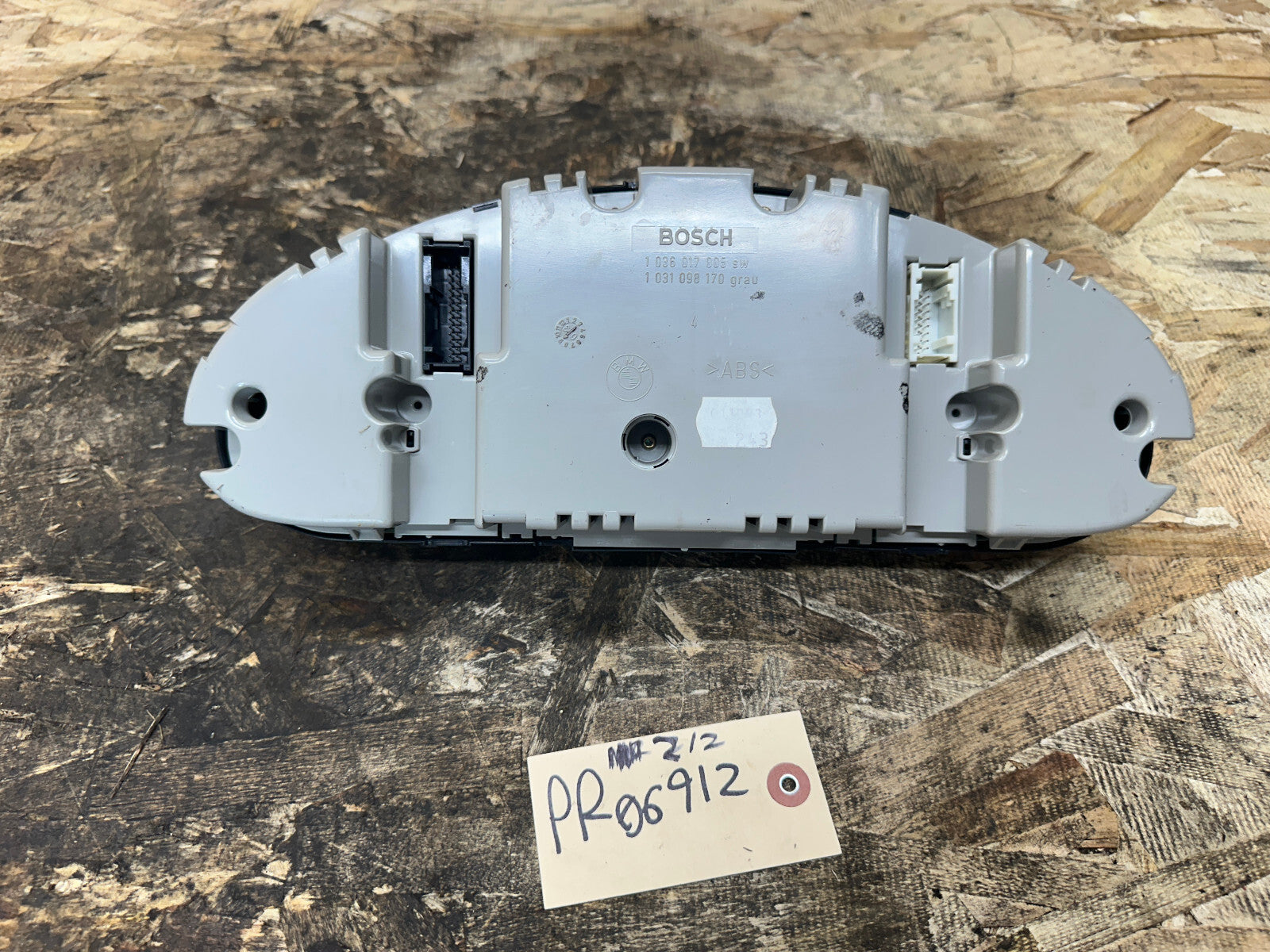 BMW 1999-2006 E46 3 SERIES SPEEDOMETER INSTRUMENT GAUGE CLUSTER MPH OEM 6932903