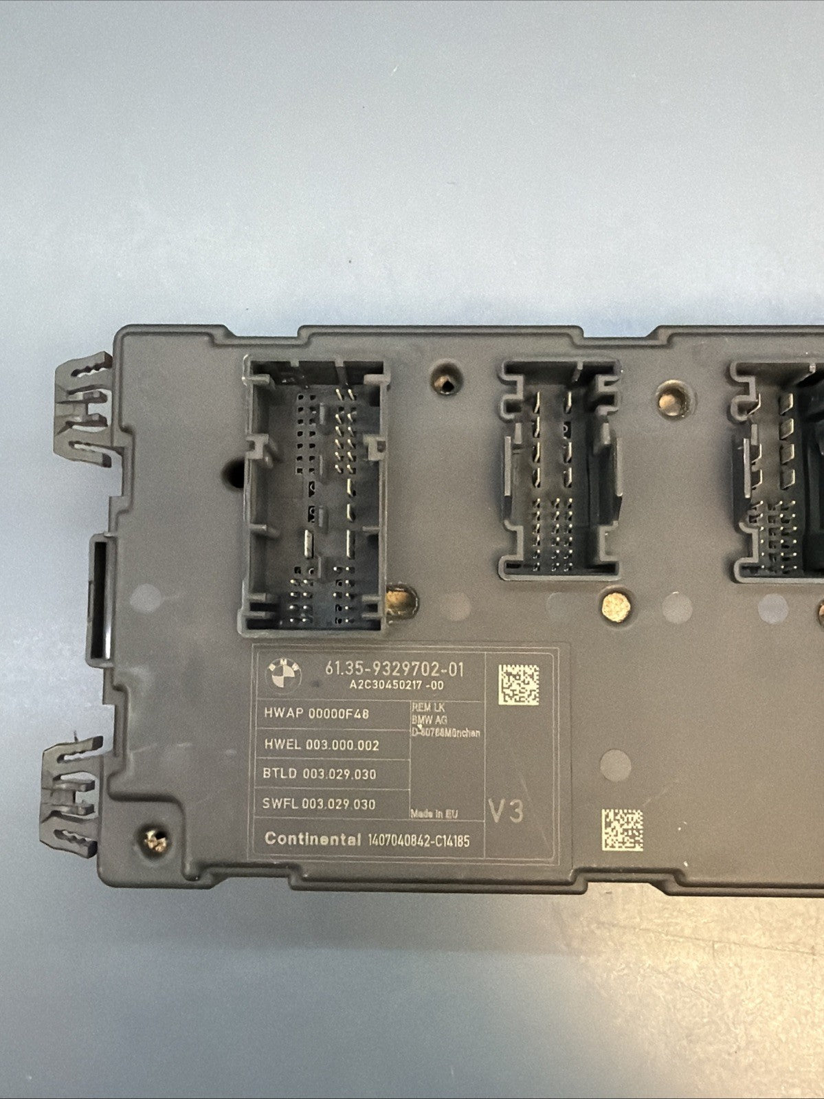 2012-2018 BMW 328I 335I 320I FUSE RELAY BOX JUNCTION MODULE 9329702