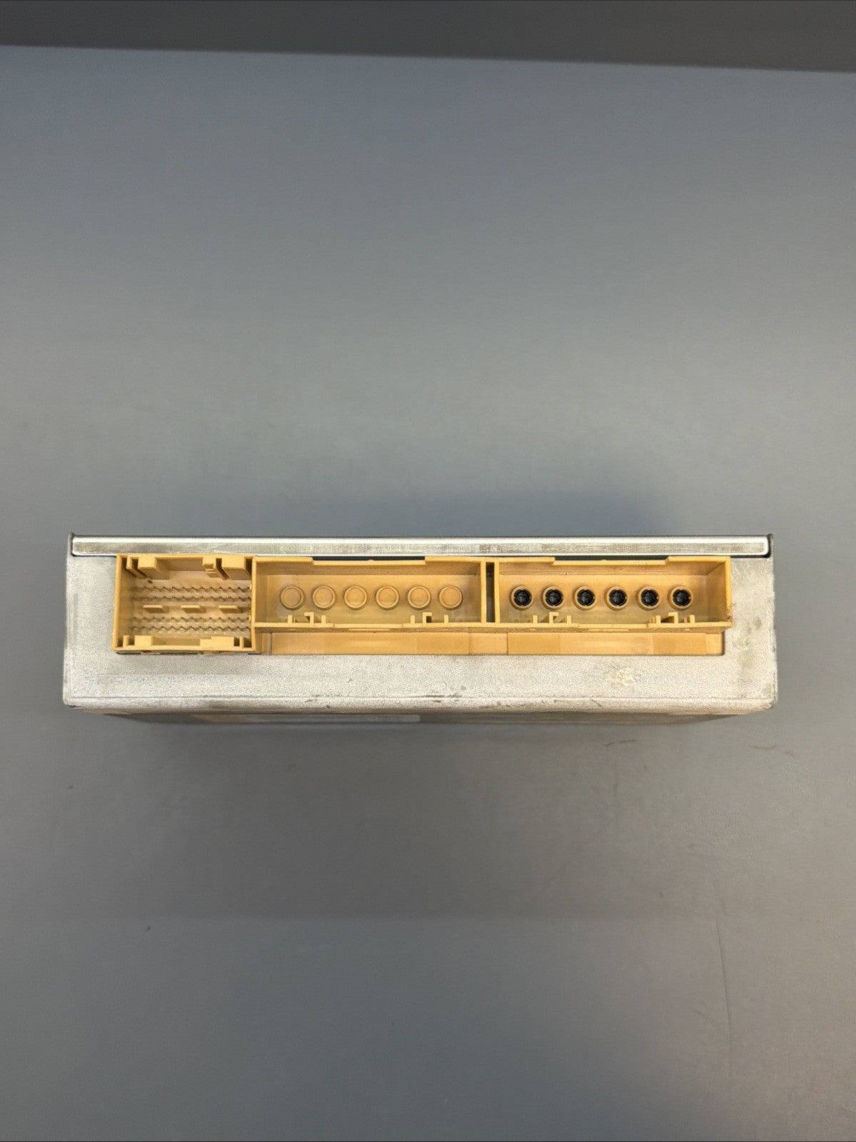 2004–2007 BMW E60 E61 Rear Safety Gateway Control Module SGM OEM 65776943089