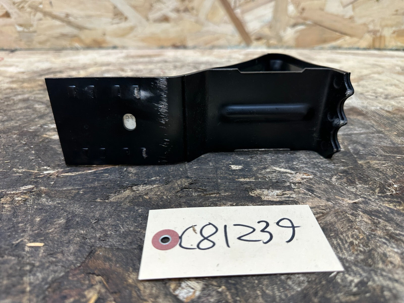 BMW 1999-2006 E46 SPAIR TIRE WHEEL CHOCK SINGLE OEM 1179052