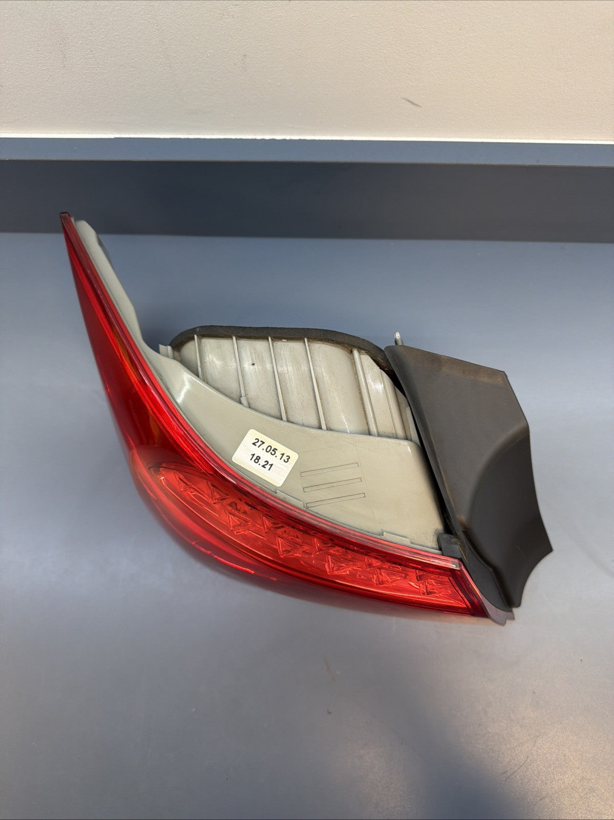 11 12 13 BMW E92 Coupe M3 328i 335i LCI LED Rear Left Outer Tail Light 7251959