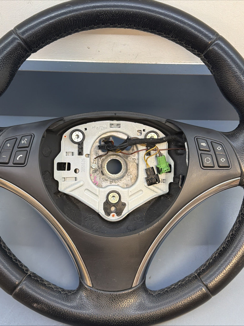 07-10 BMW 328i E90 E91 E92 Steering Wheel w/ Multifunctional Switch 6769894 OEM