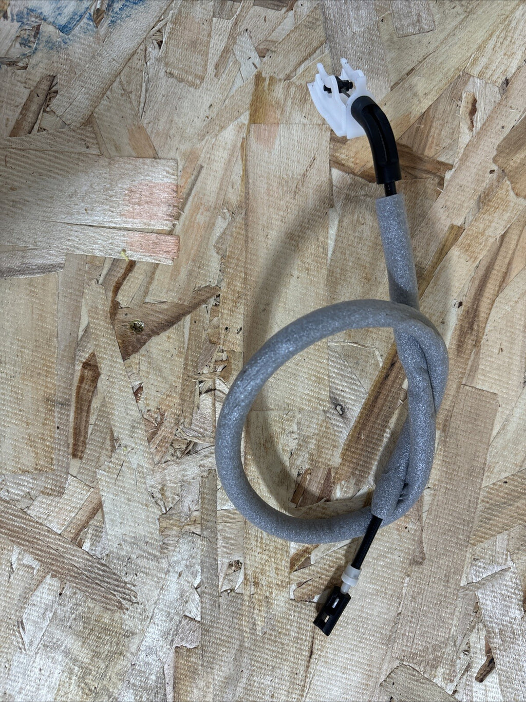 2011 BMW 335i 335xi 328xi 328i E90 Sedan Front Door Opener Bowden Cable 7059969