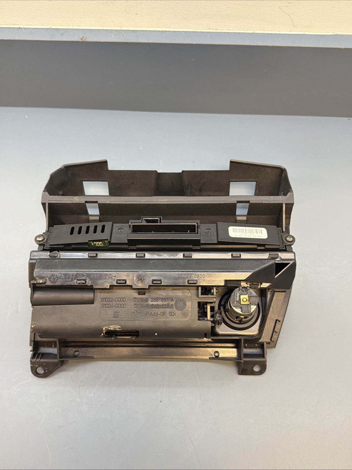 01-06 BMW E46 3-SERIES DASH CENTER CONSOLE ASH TRAY 8268887 OEM
