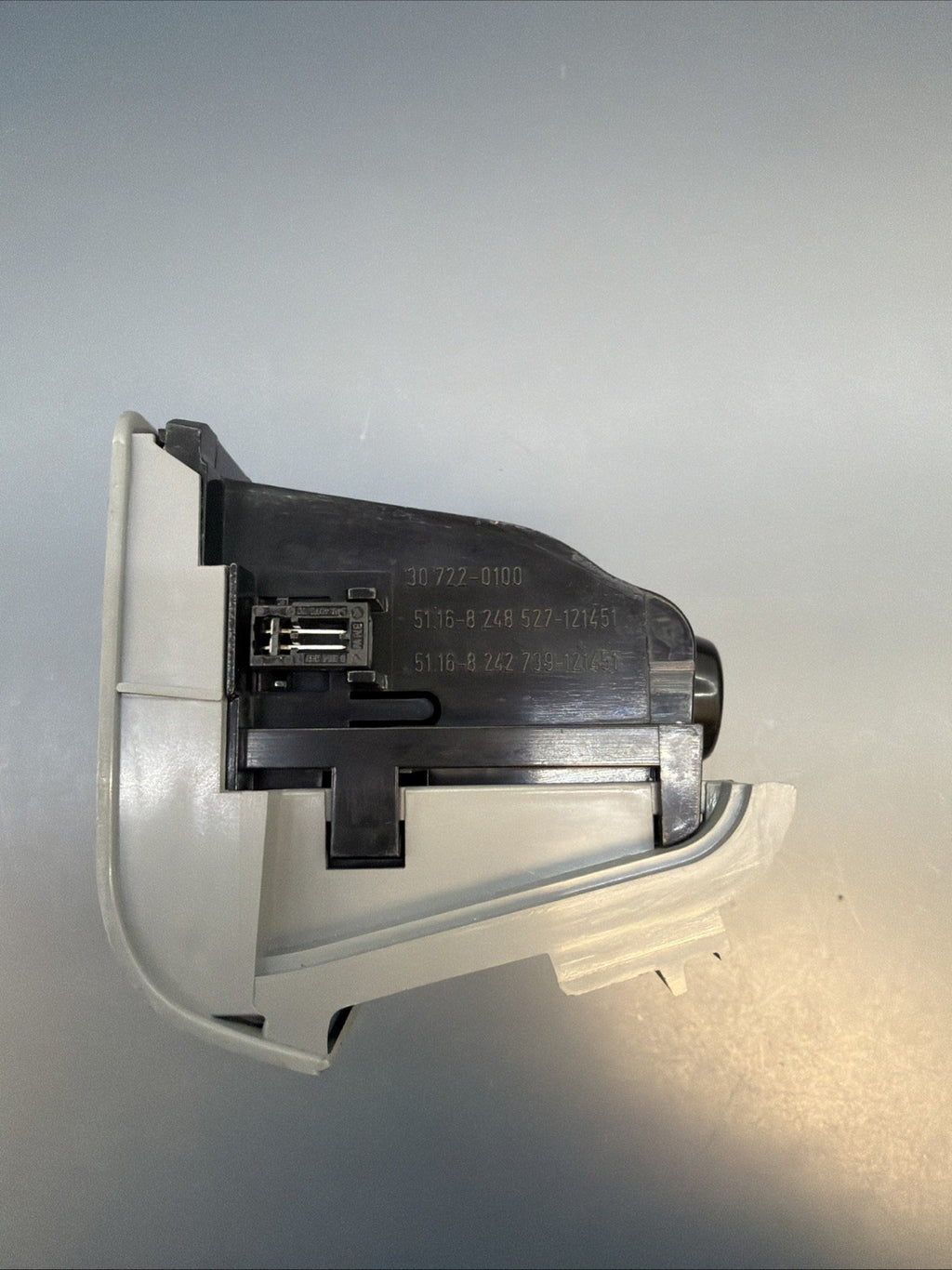 98-06 BMW E46 330 325 323 M3 Rear Center Console Ashtray Storage Gray 8225988