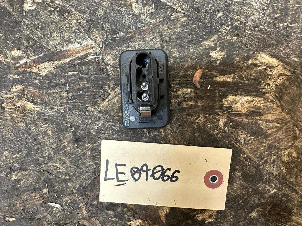 BMW 94-02 E36/7 Z3 FOG LIGHT SWITCH+TRIM PANEL OEM 8397824
