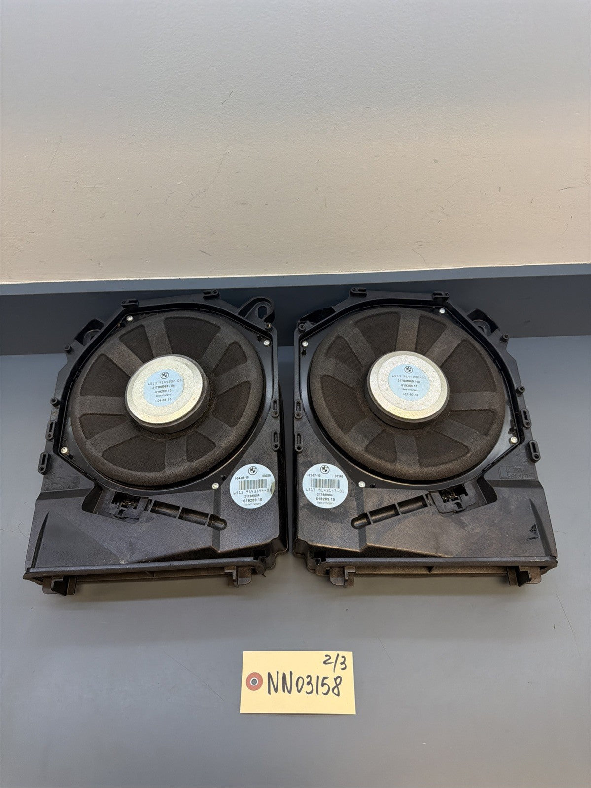 08-13 BMW E92 E90 3 SER FRONT LEFT & RIGHT HI-FI SUBWOOFER SET 9143143 9143144