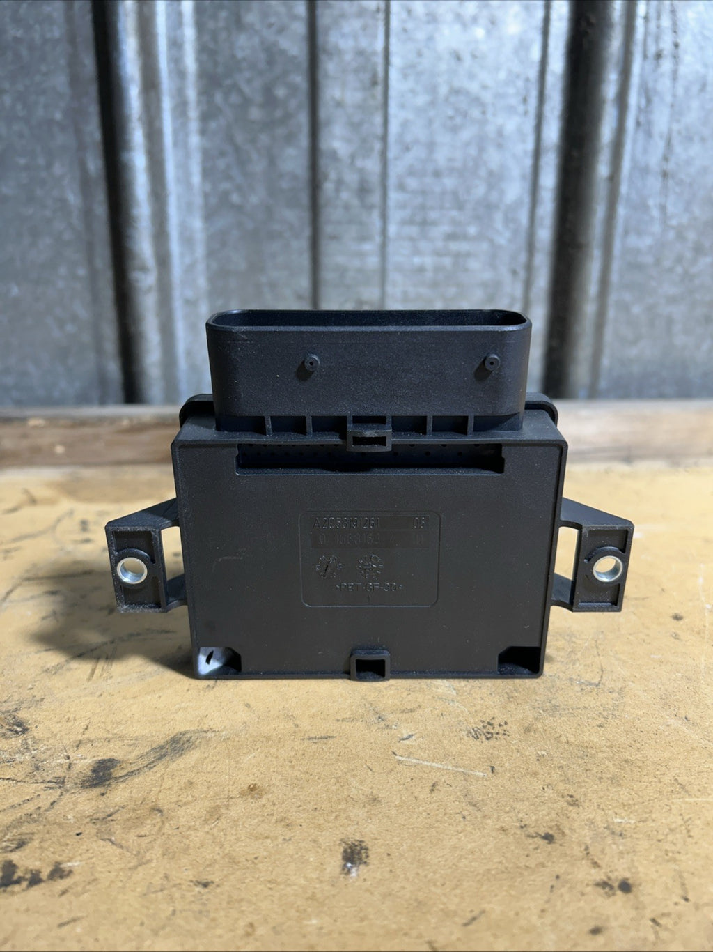 2011-2016 BMW X3 PARKING BRAKE CONTROL UNIT MODULE 32620276 OEM
