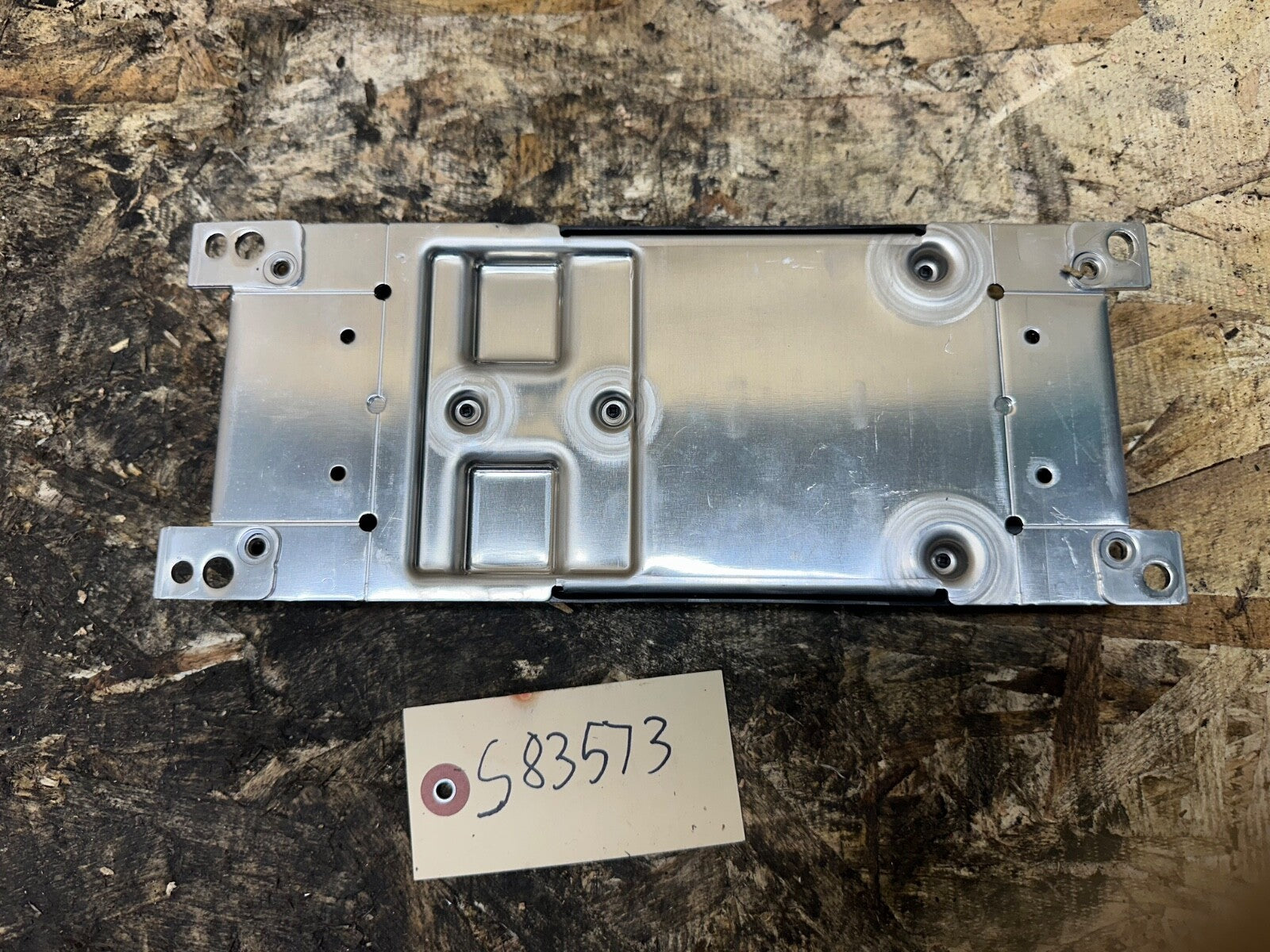 BMW F30 12-19 REAR TELEMATICS COMMUNICATION CONTROL UNIT OEM BMW 9371792 01/02