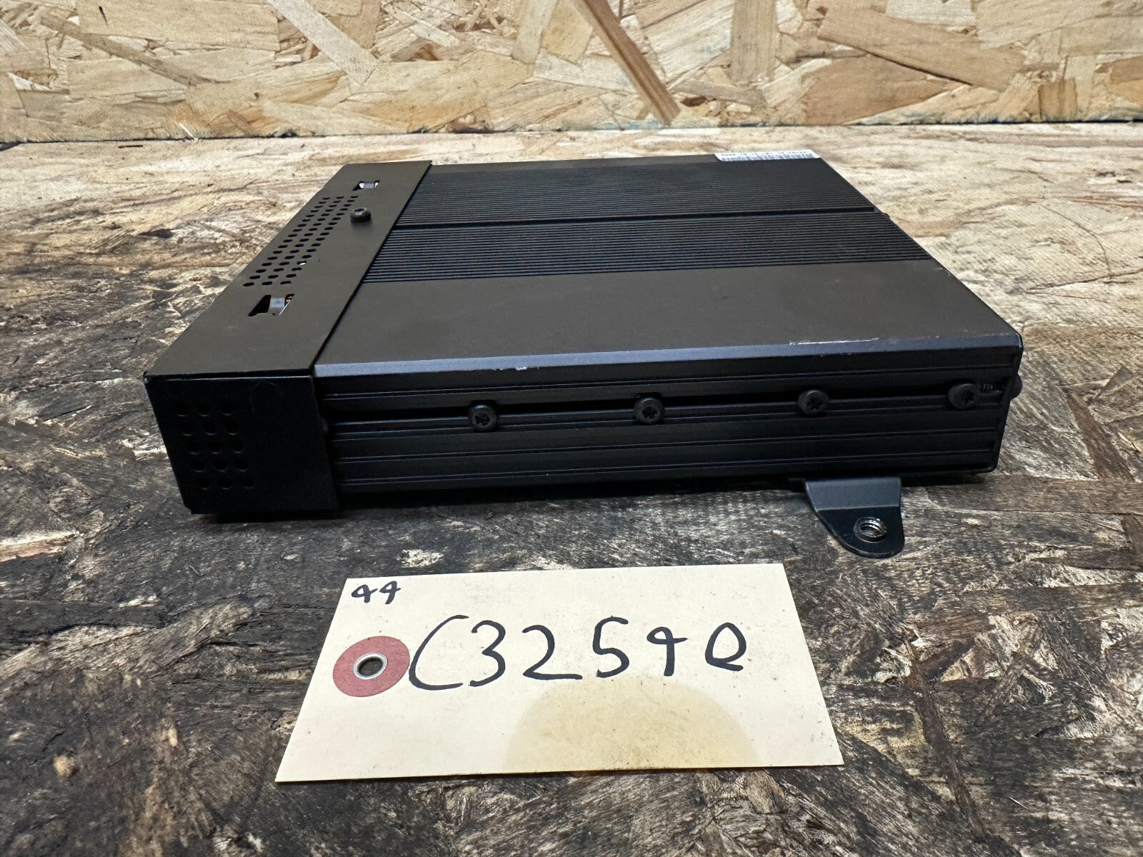 BMW 1999-2005 E46 3 SERIES AUDIO AMPLIFIER HIFI HARMAN KARDON OEM 6920996