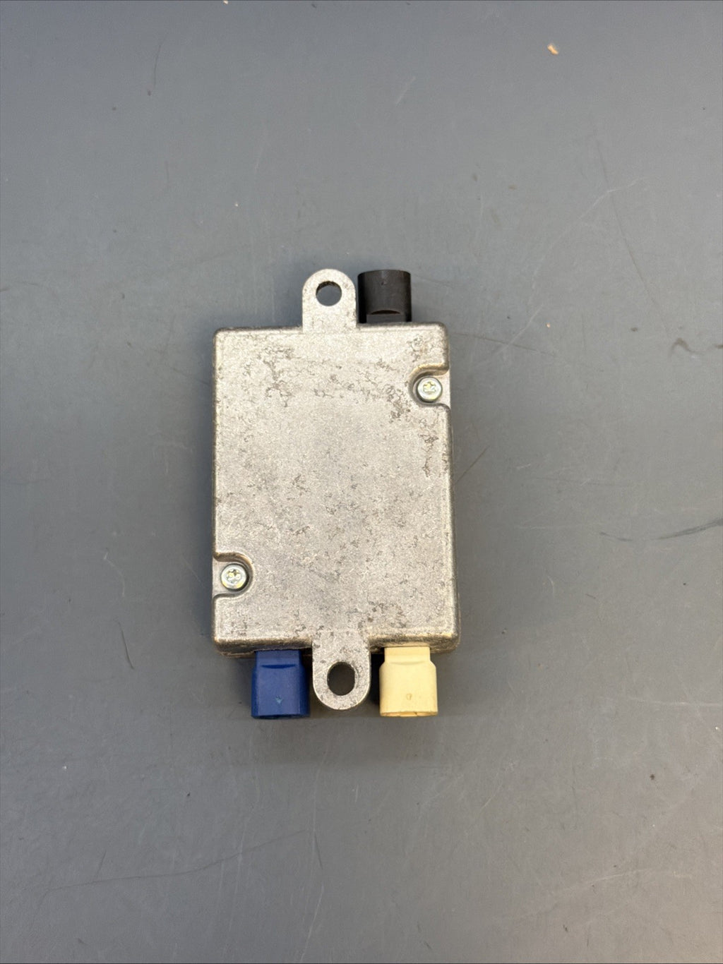 07-10 BMW E90 E92 E60 E63 USB Hub Aux Audio Interface Control Module 9123739 OEM