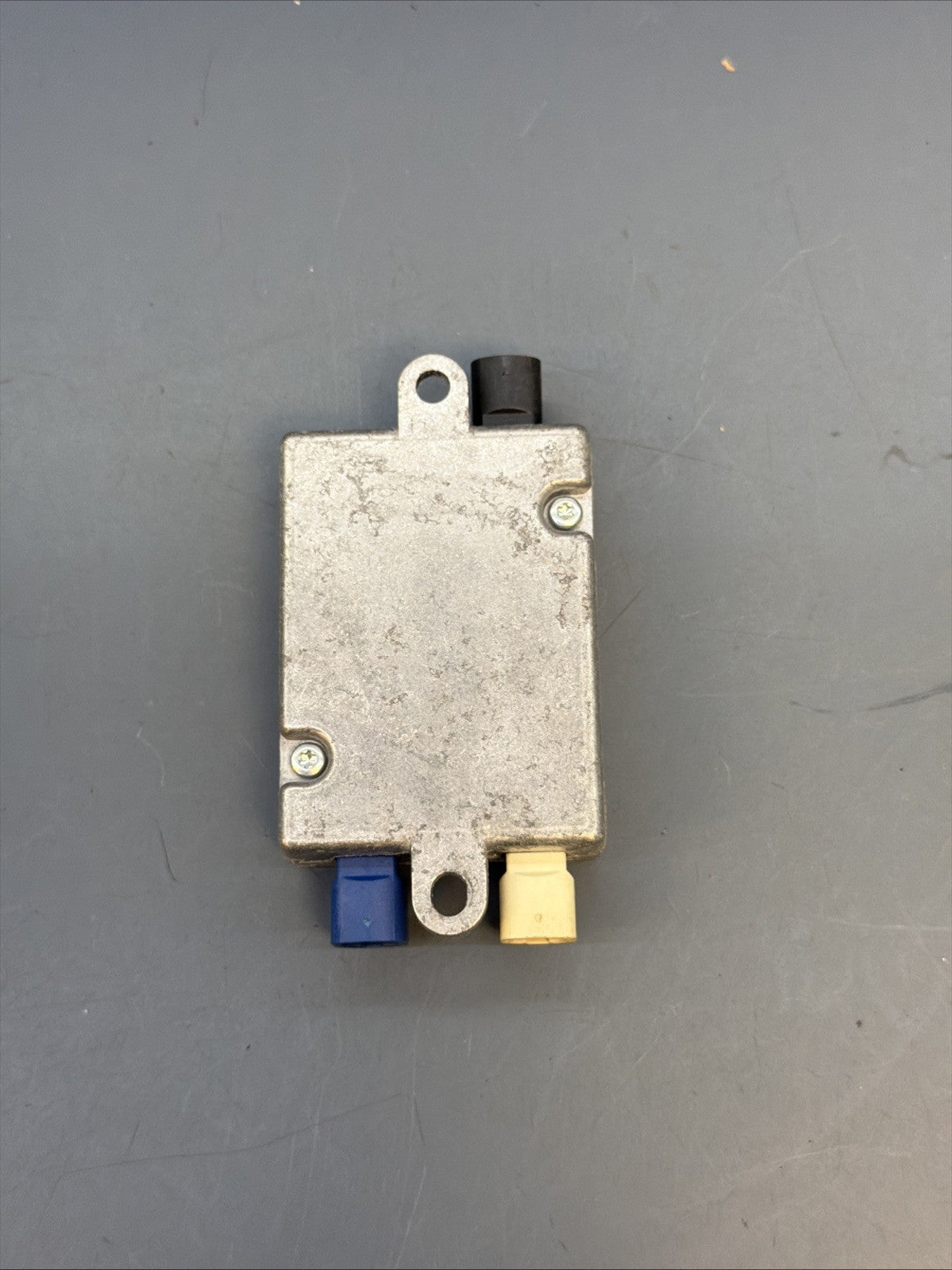 07-10 BMW E90 E92 E60 E63 USB Hub Aux Audio Interface Control Module 9123739 OEM