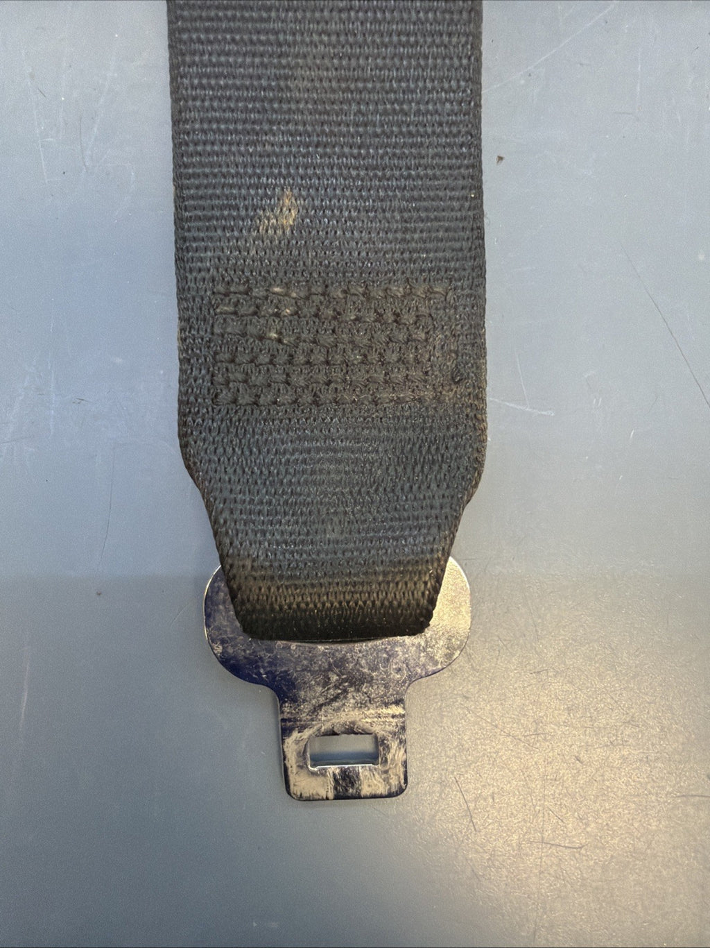 06-12 BMW 325i 328i 330i 335i Rear Center Seat Belt Assembly OEM 606094700C