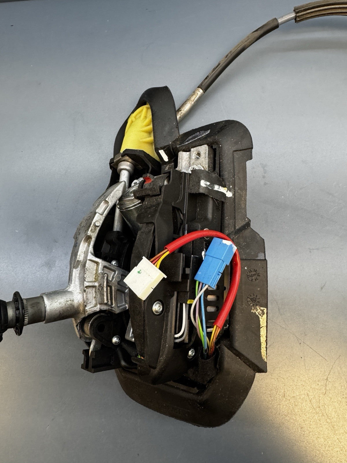 BMW 2006-2013 E90 E92 AUTOMATIC TRANSMISSION GEAR SELECTOR/SHIFTER OEM 7603763