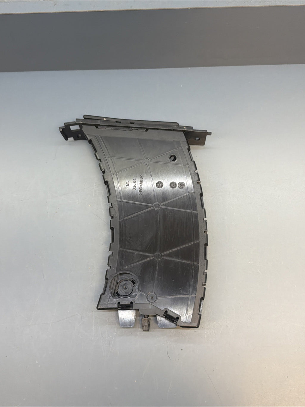 2006-2013 BMW 328i 330i 335i M3 Left Driver Cup Holder OEM 7127406 BLACK