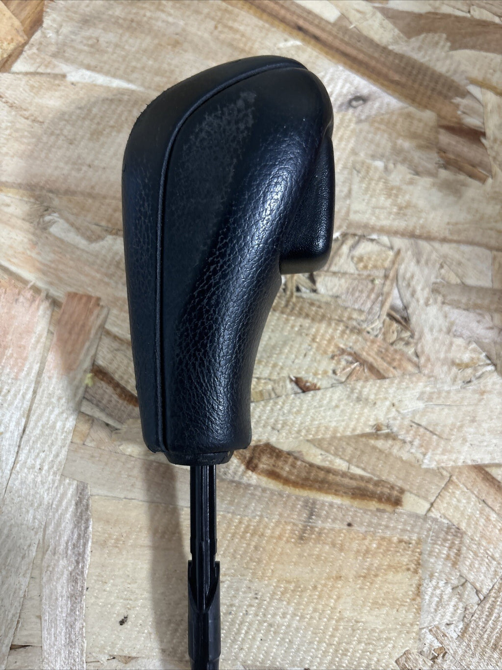 2007-2013 BMW 328i XDRIVE Automatic Transmission Shift Knob 7585524 OEM
