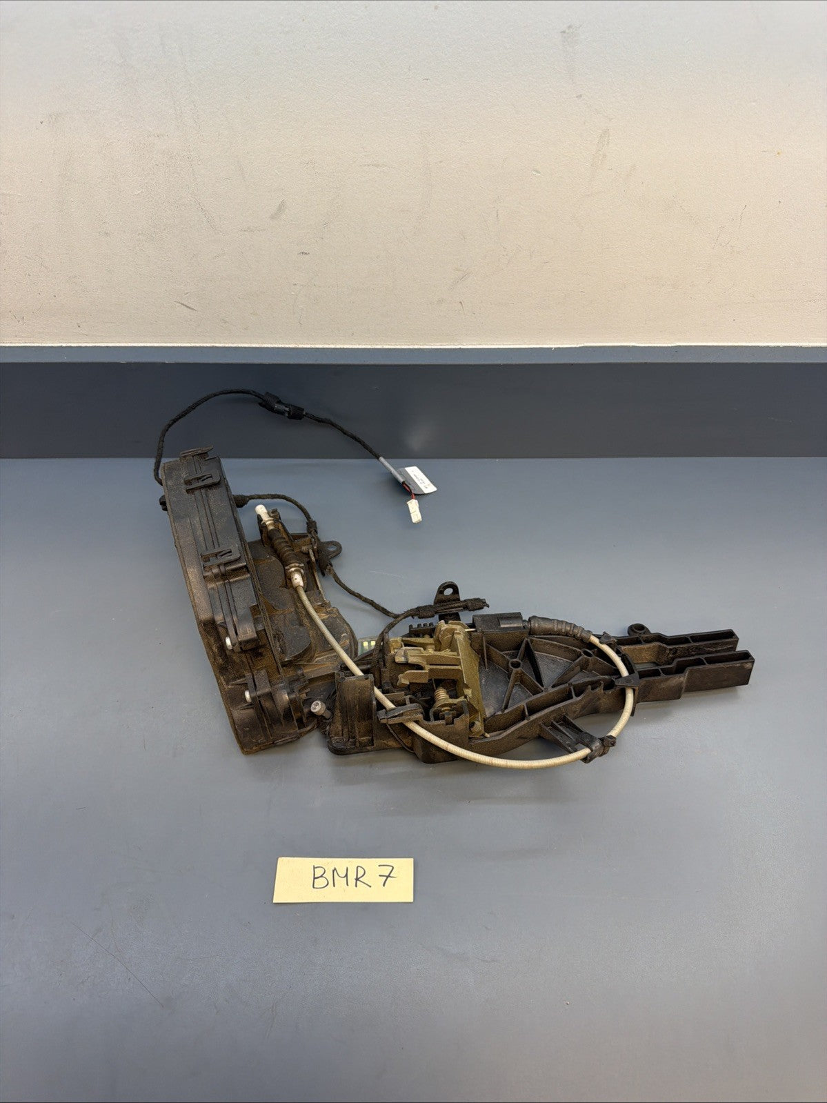 OEM BMW E90 E92 E60 Front RIGHT Door Lock Latch Actuator 7059974