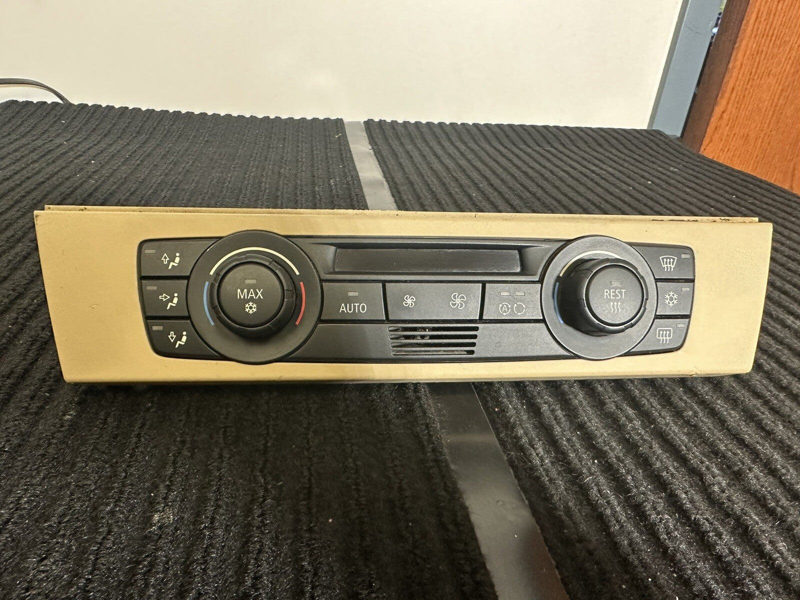 06-08 BMW E90 325i 328i 330i AC HEATER CLIMATE CONTROL SWITCH UNIT OEM 6958536