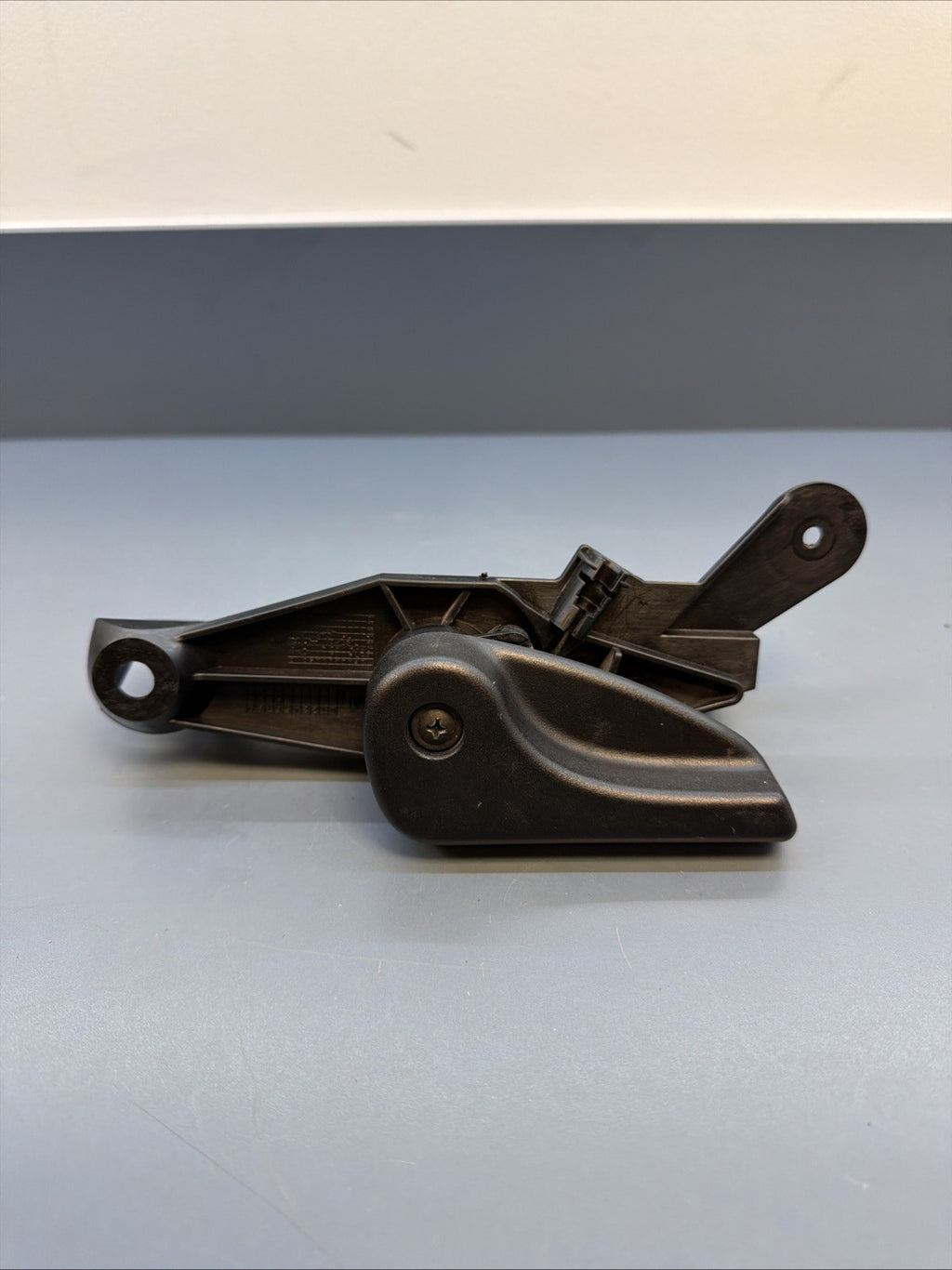 2007 2008 - 2013 BMW X5 Hood Bonnet Latch Catch Lock Release Handle 7148521 OEM