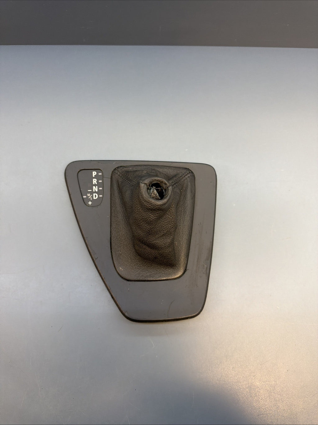 2007-2013 BMW E90 E92 E93 328i Automatic Gear Shifter Trim Bezel 7155643 Oem