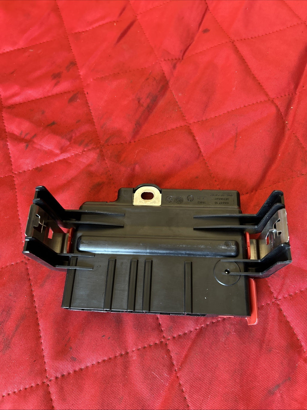 BMW X1 E81 E82 E84 E87 E88 E90 E91 E92 Power Distribution Box Fuse Unit 6936655