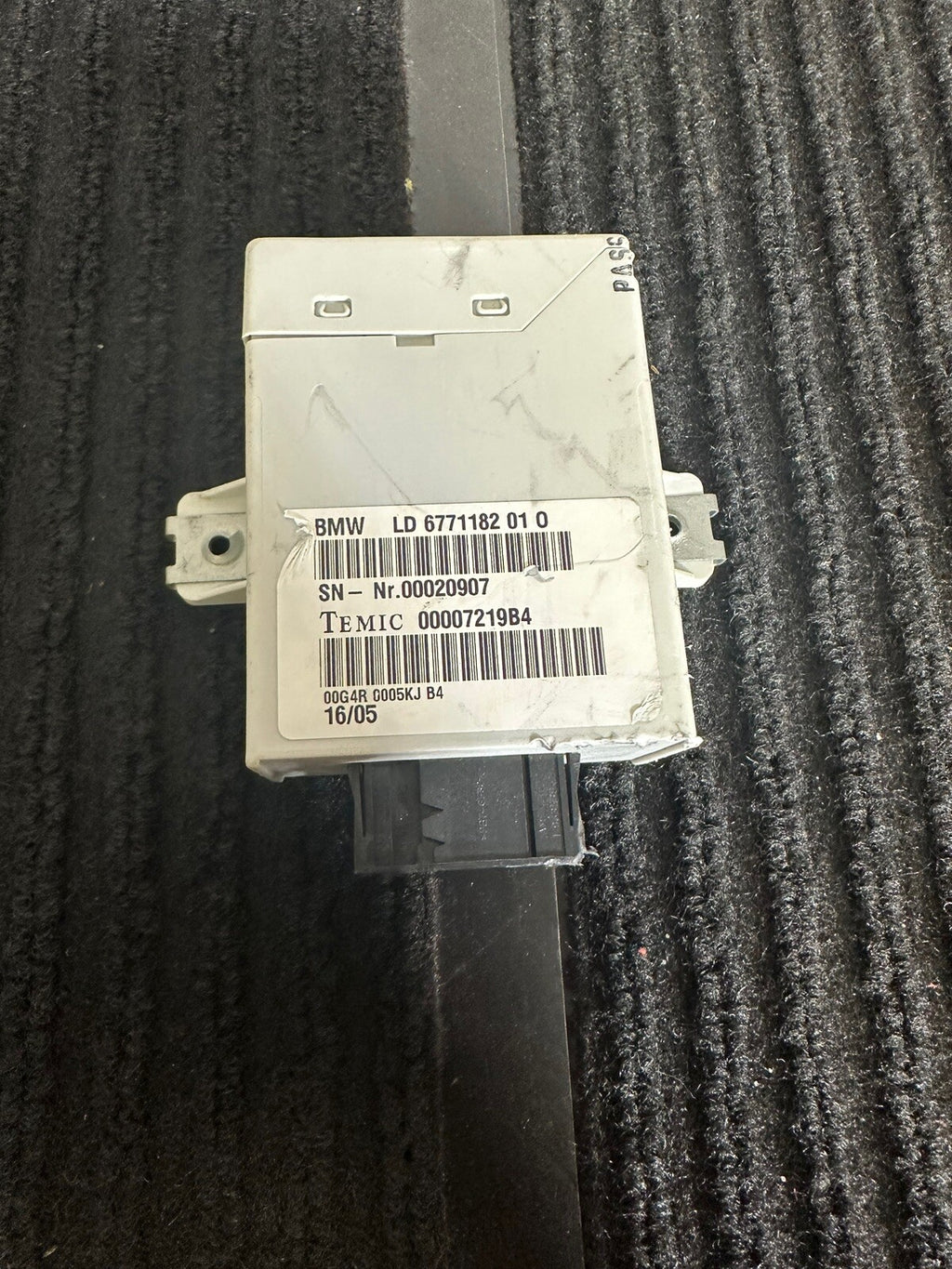 06-08 BMW 325 328 330 335 DYNAMIC CRUISE CONTROL MODULE SENSOR OEM 6771182
