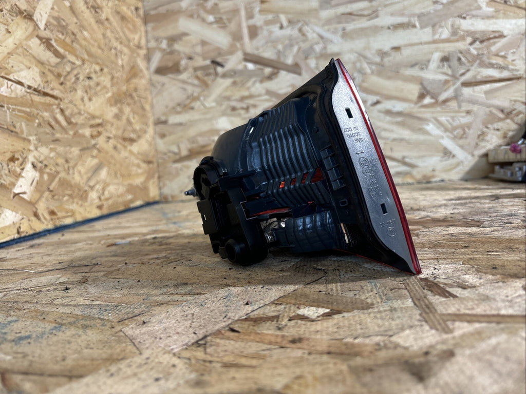 BMW 3 SERIES F30 F31 F80 PRE LCI O/S DRIVER REAR LIGHT OEM 7259916