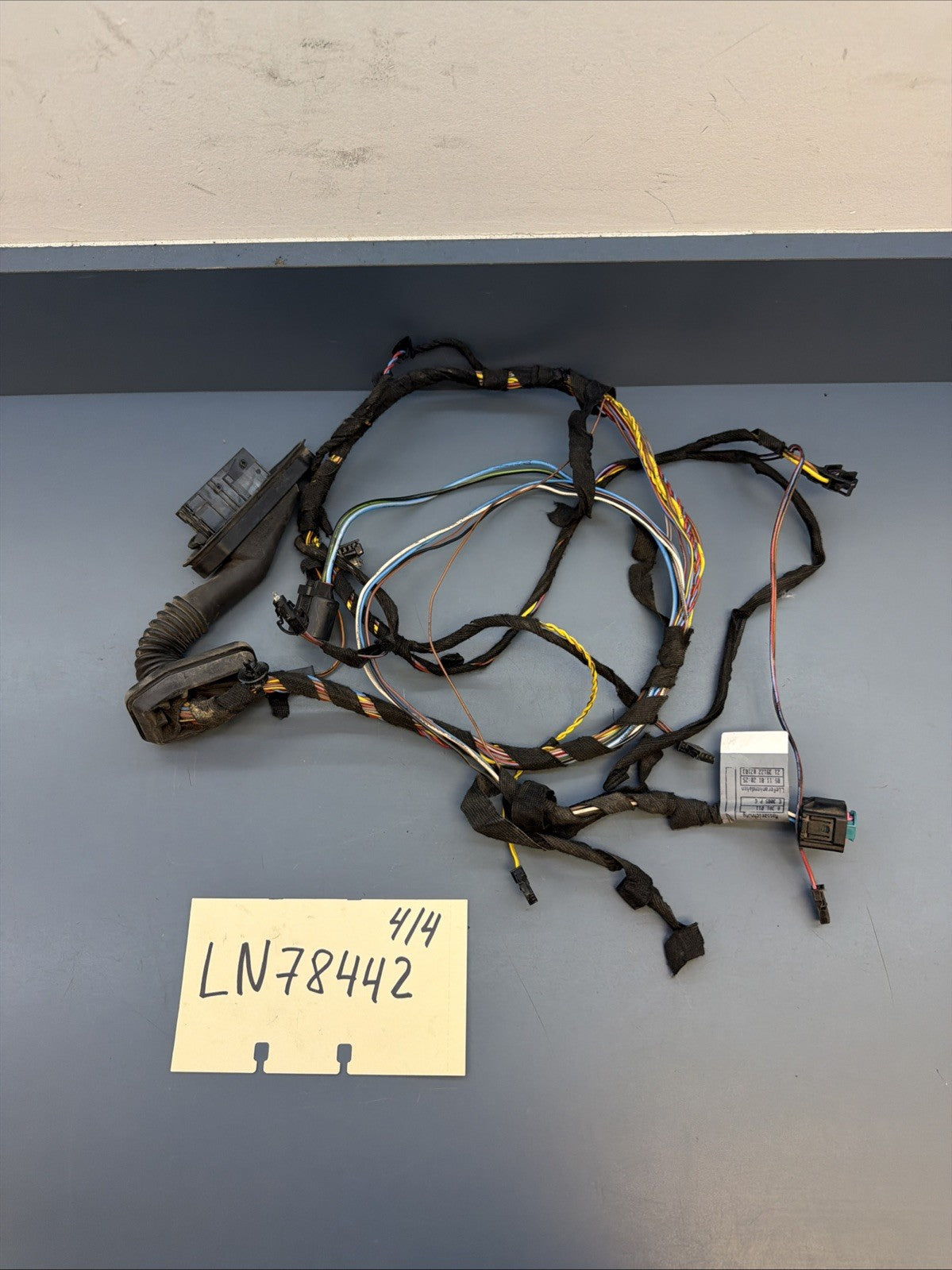 2001-2006 BMW X5 E53 Rear Door Wiring Harness Wiring Kit 8386011