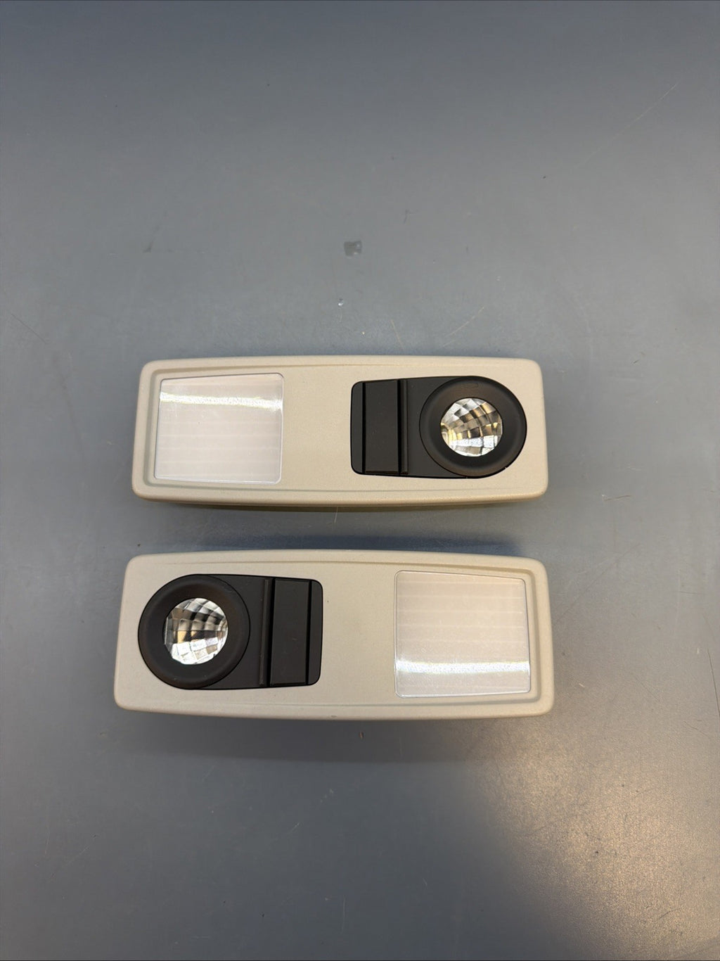 BMW E84 X1 12-15 Rear RT & LT Side Roof Interior Reading Light 9215612 9215611